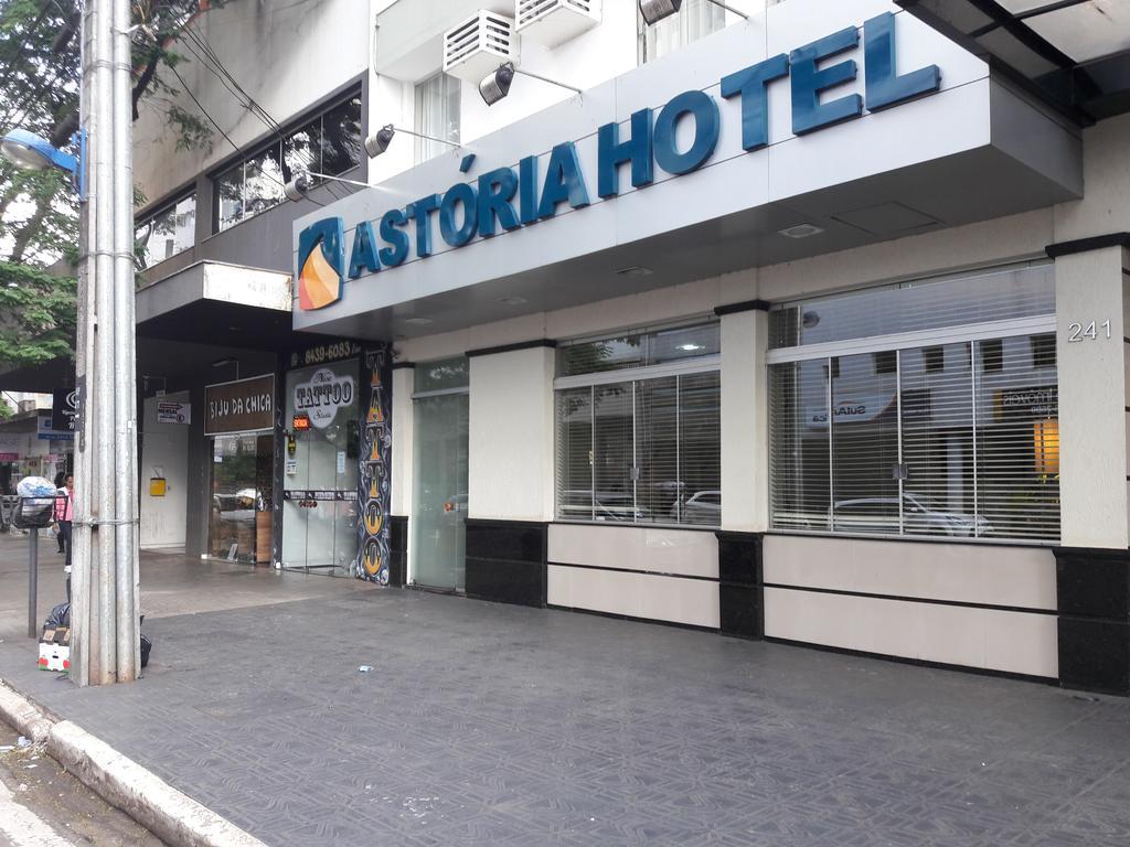 Hotel Astoria マリンガ エクステリア 写真